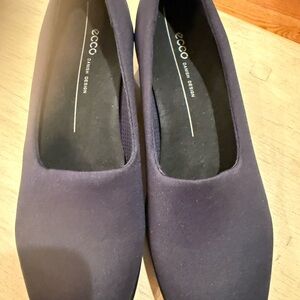 ECCO Women's Felicia Navy Blue Slip On Loafers/flats
